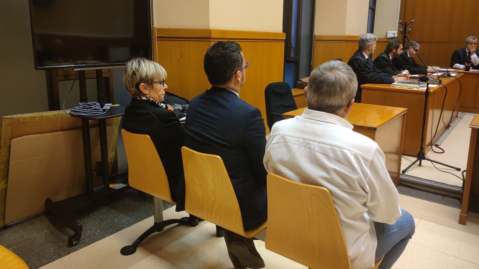 Aragonès, Masnou i Santacreu en el banc dels acusats de l'Audiència de Barcelona durant el judici