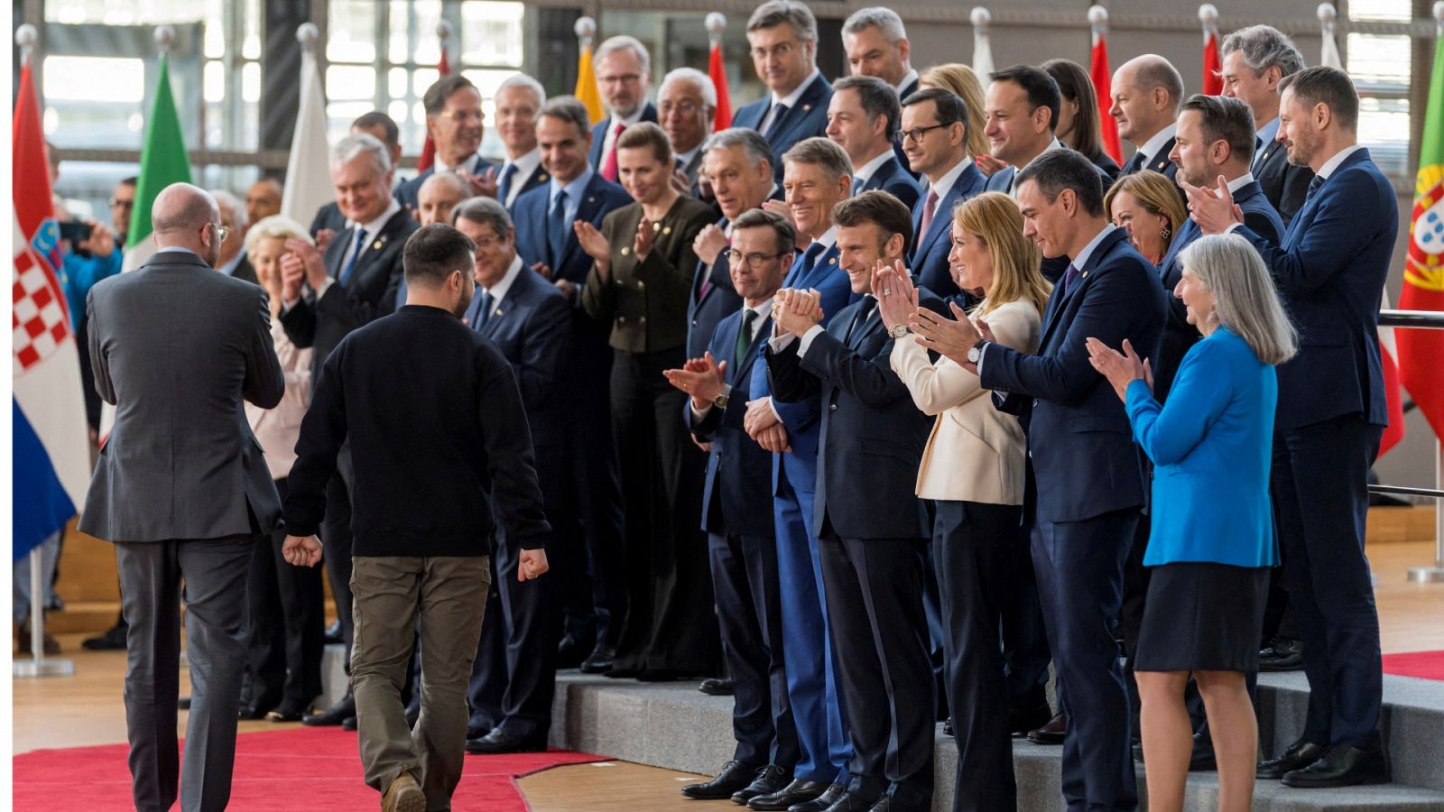 El presidente ucraniano, Volodímir Zelenski, en la cumbre de la UE en Bruselas. Foto: Daina Le Lardic/Unión Europea 2023/vía REUTERS. 