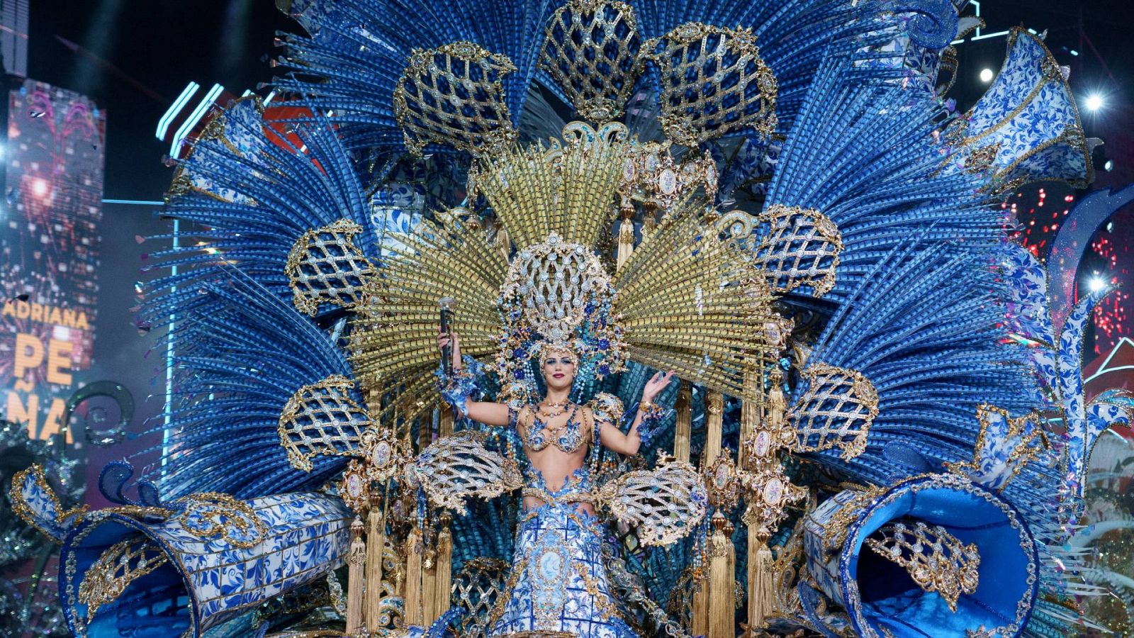 Adriana Peña, la esta Reina del Carnaval de Santa Cruz de Tenerife 2023