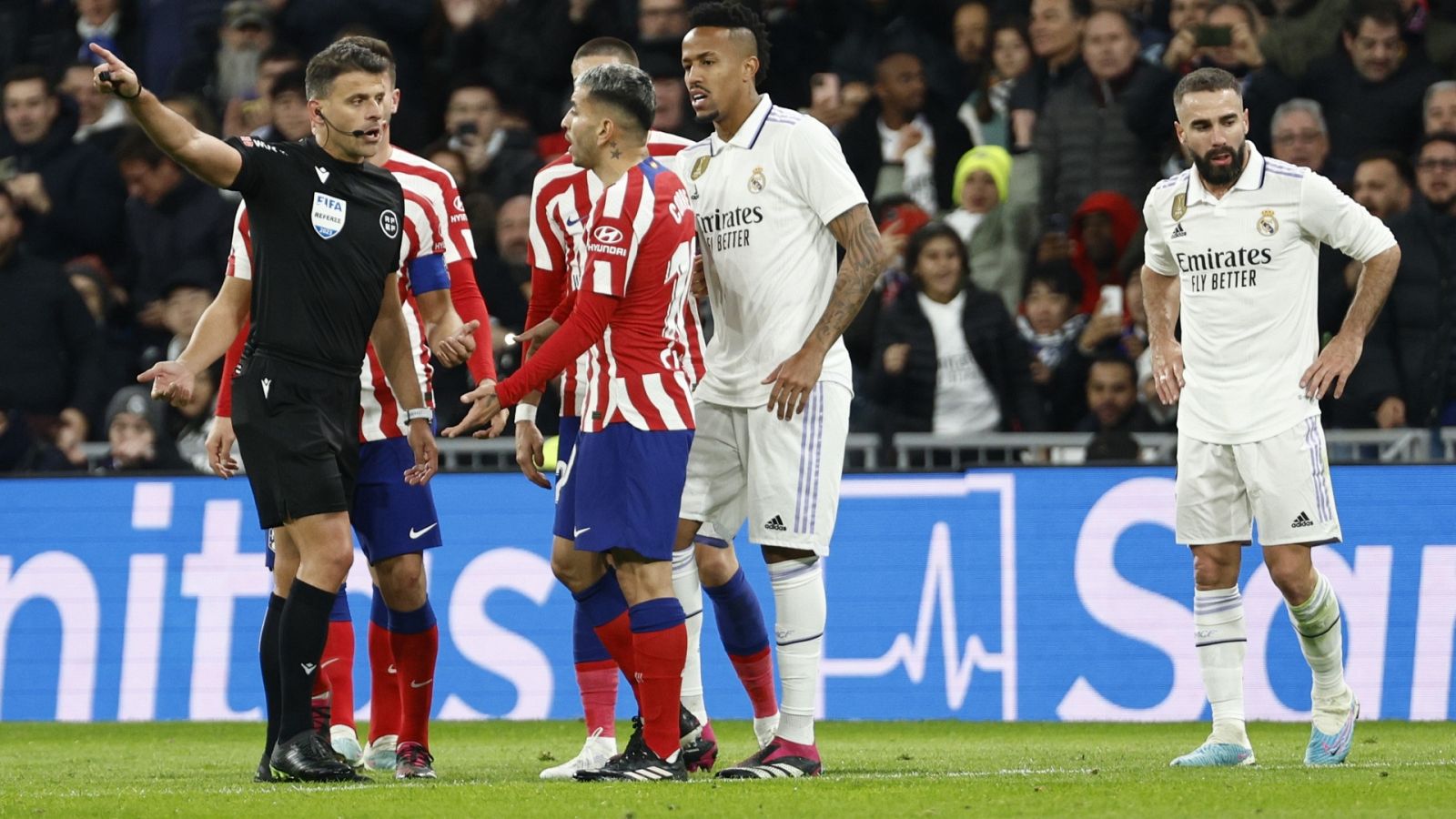 Real Madrid 1-1 Atlético de Madrid: Gil Manzano expulsa a Correa