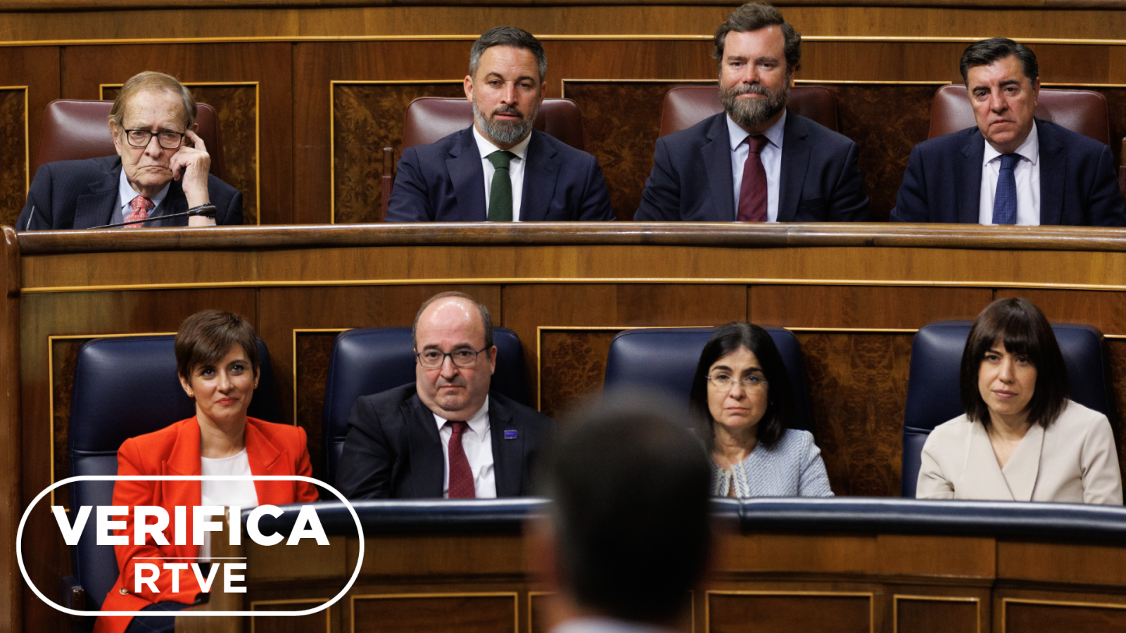 Tamames sigue la intervención de Sánchez en la moción junto a Abascal y Espinosa de los Monteros, con el sello VerificaRTVE en blanco