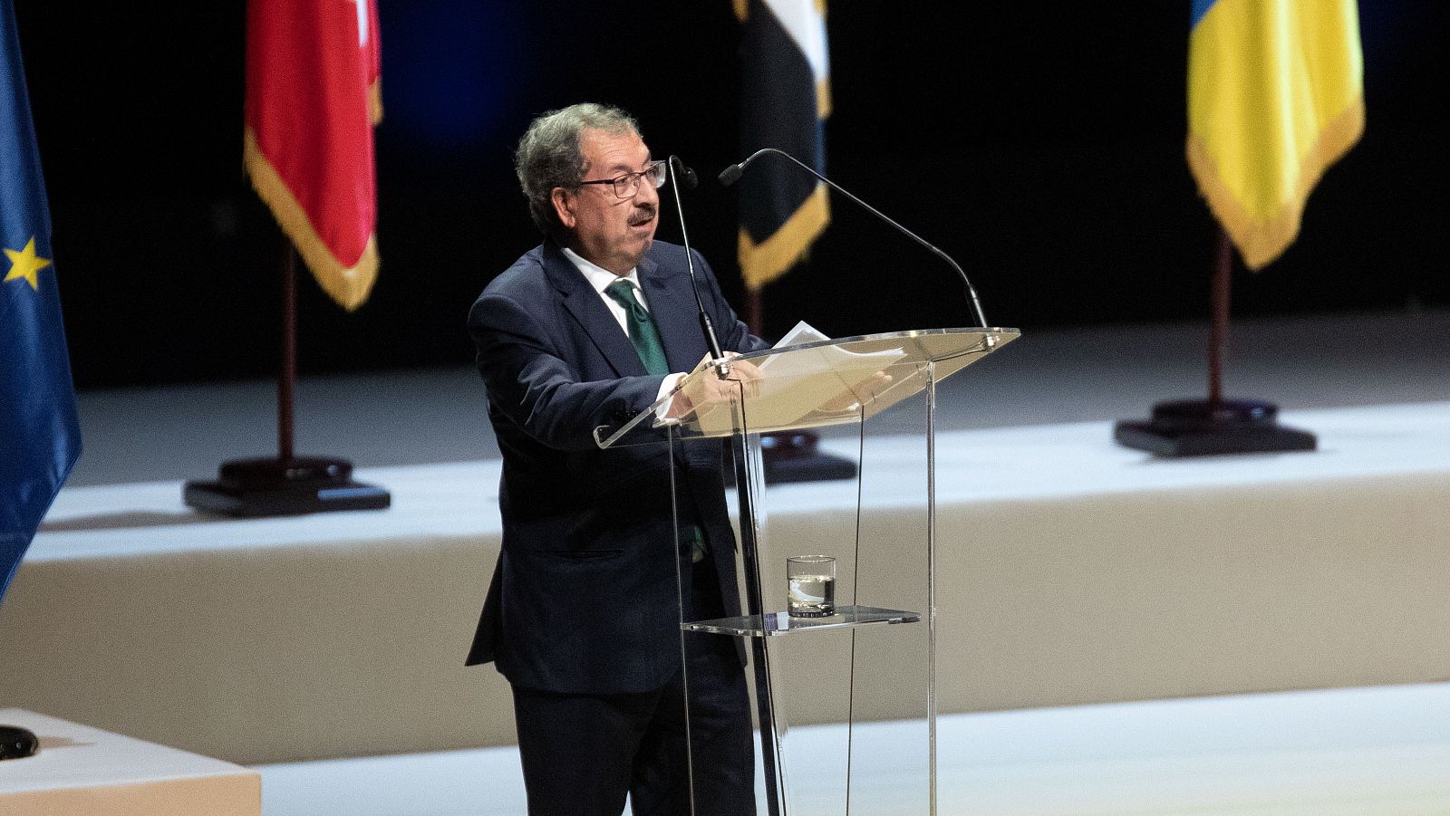 El presidente en funciones del CGPJ, Rafael Mozo, interviene en un acto en Barcelona