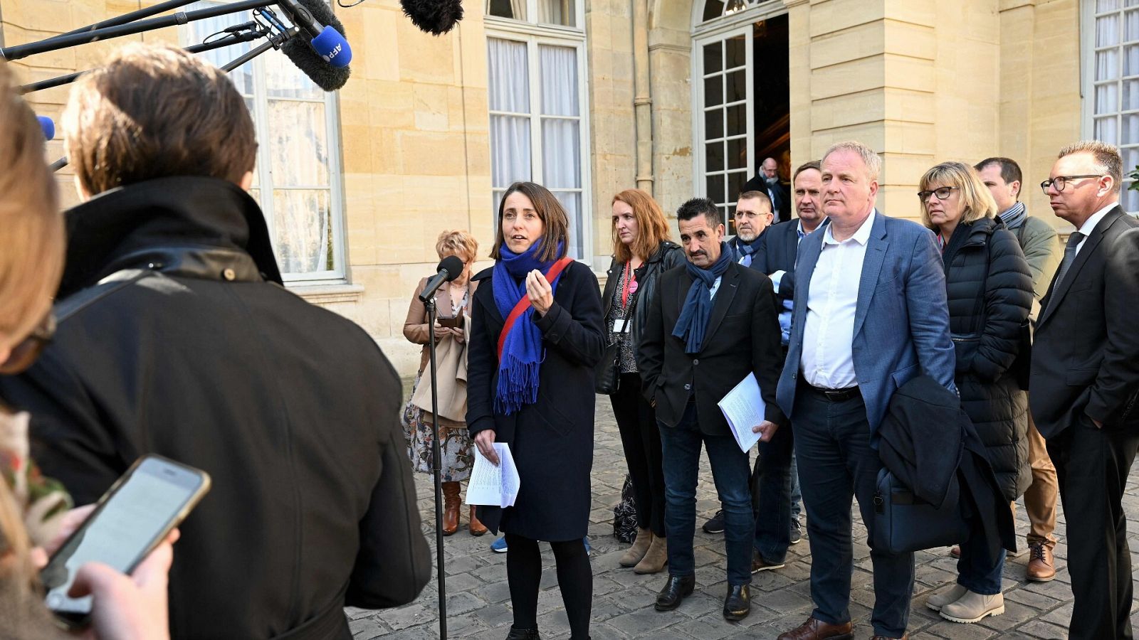 Los sindicatos franceses se dirigen a los medios tras la reunión