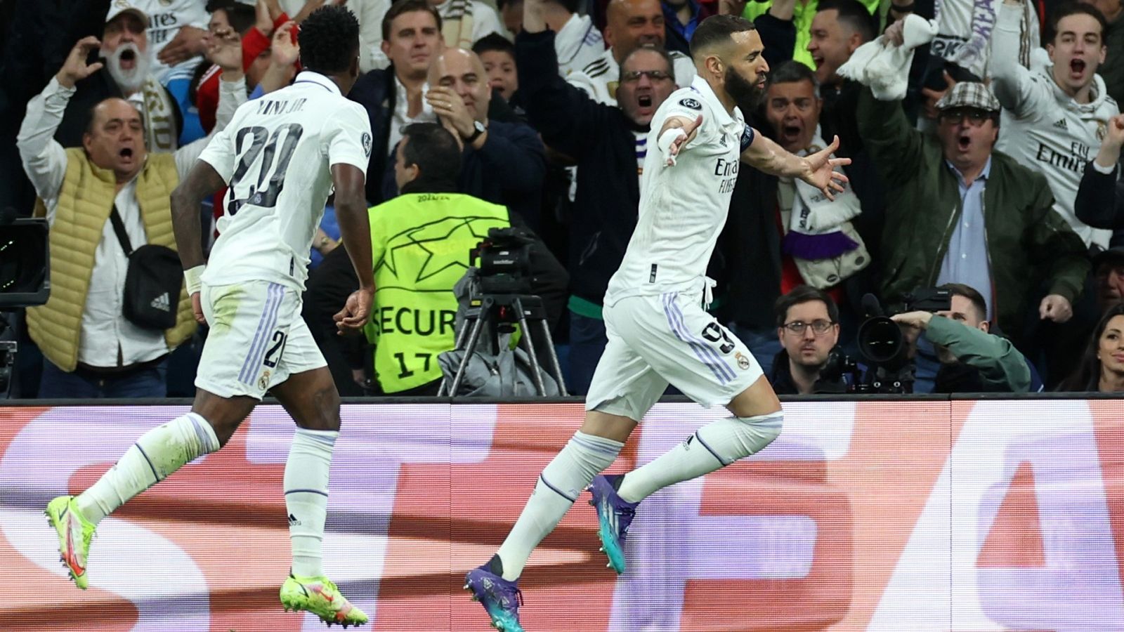 El Real Madrid activa el 'modo Champions' y castiga al Chelsea en el Bernabéu