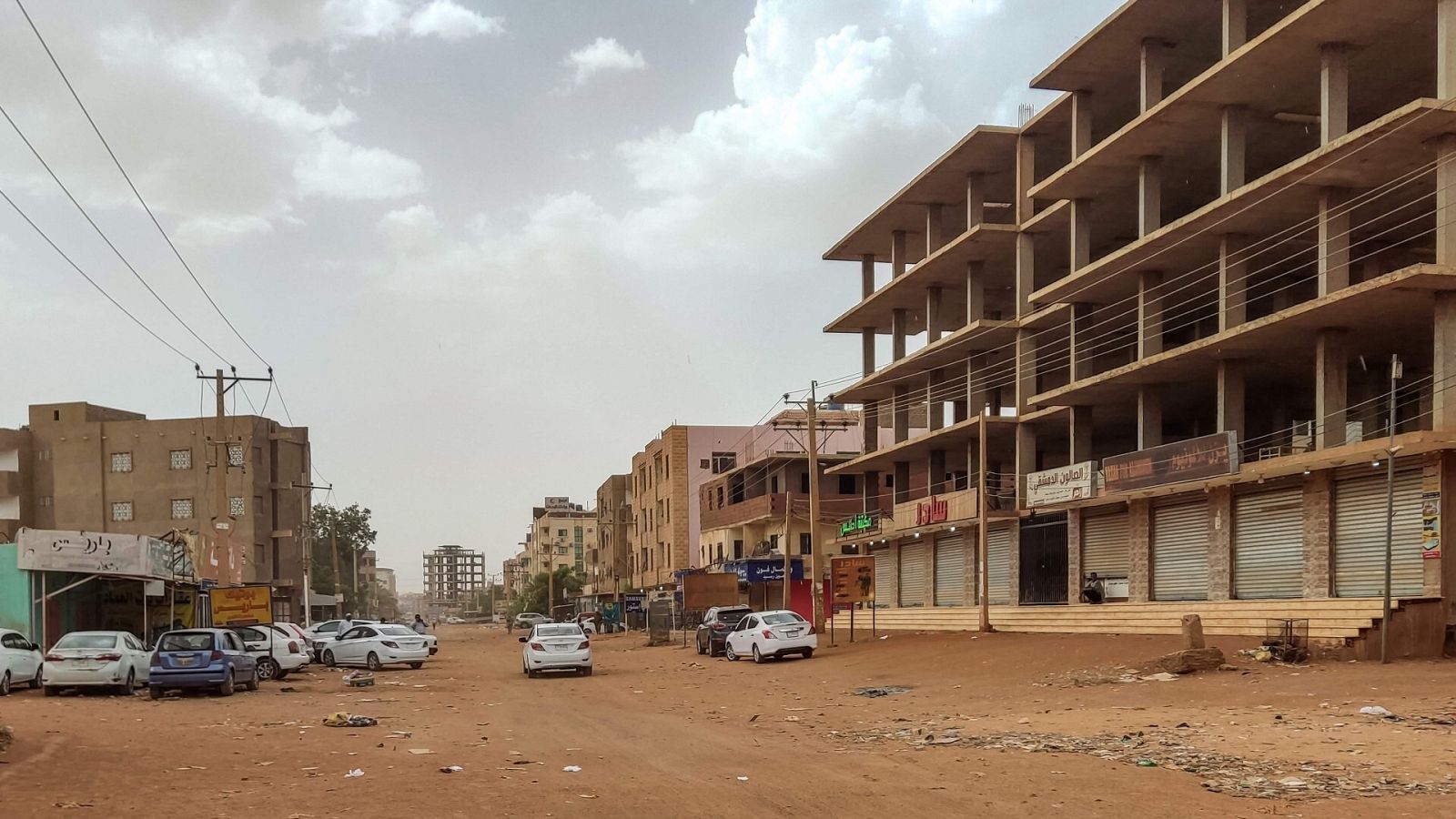 Tiendas cerradas en el sur de Jartum, Sudán