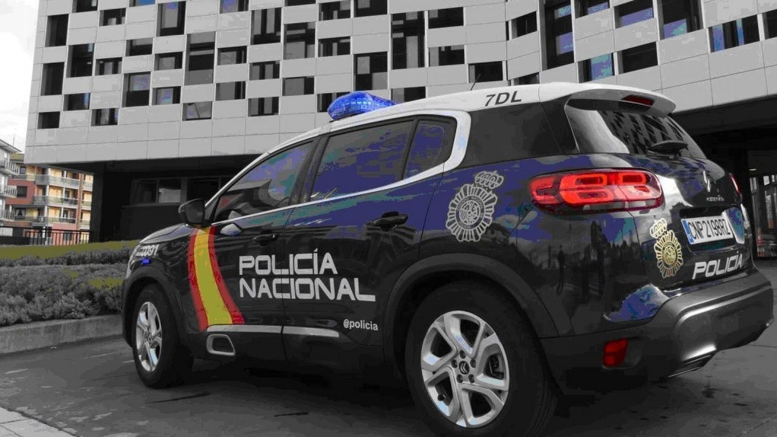 Foto de archivo de un coche la Policía Nacional