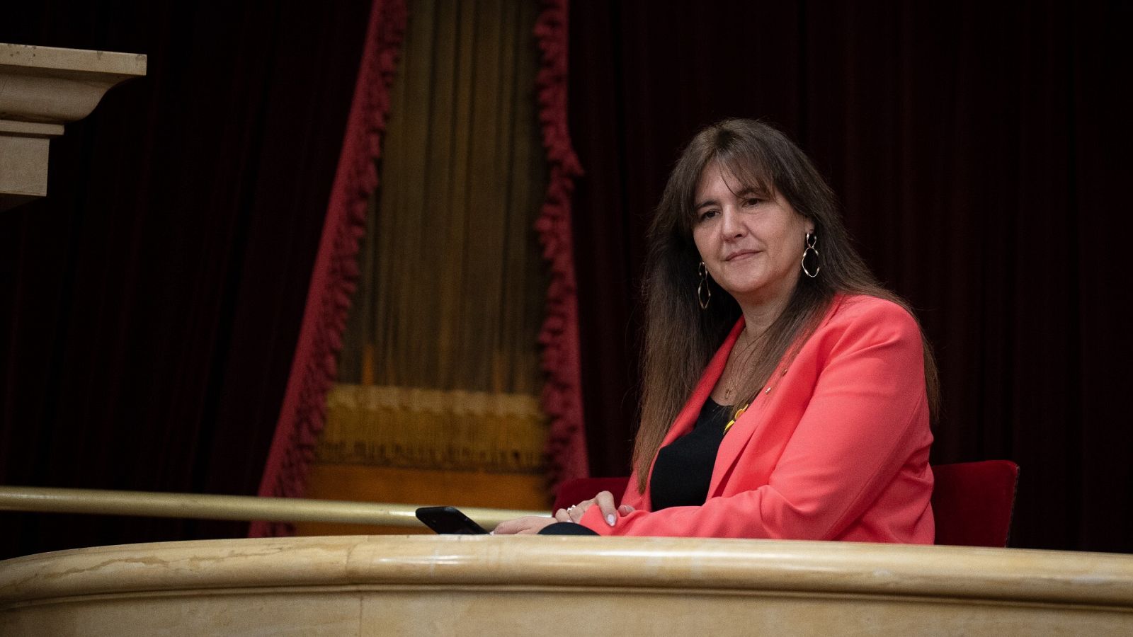 La presidenta de Junts, Laura Borràs, durante una sesión plenaria en el Parlament de Cataluña