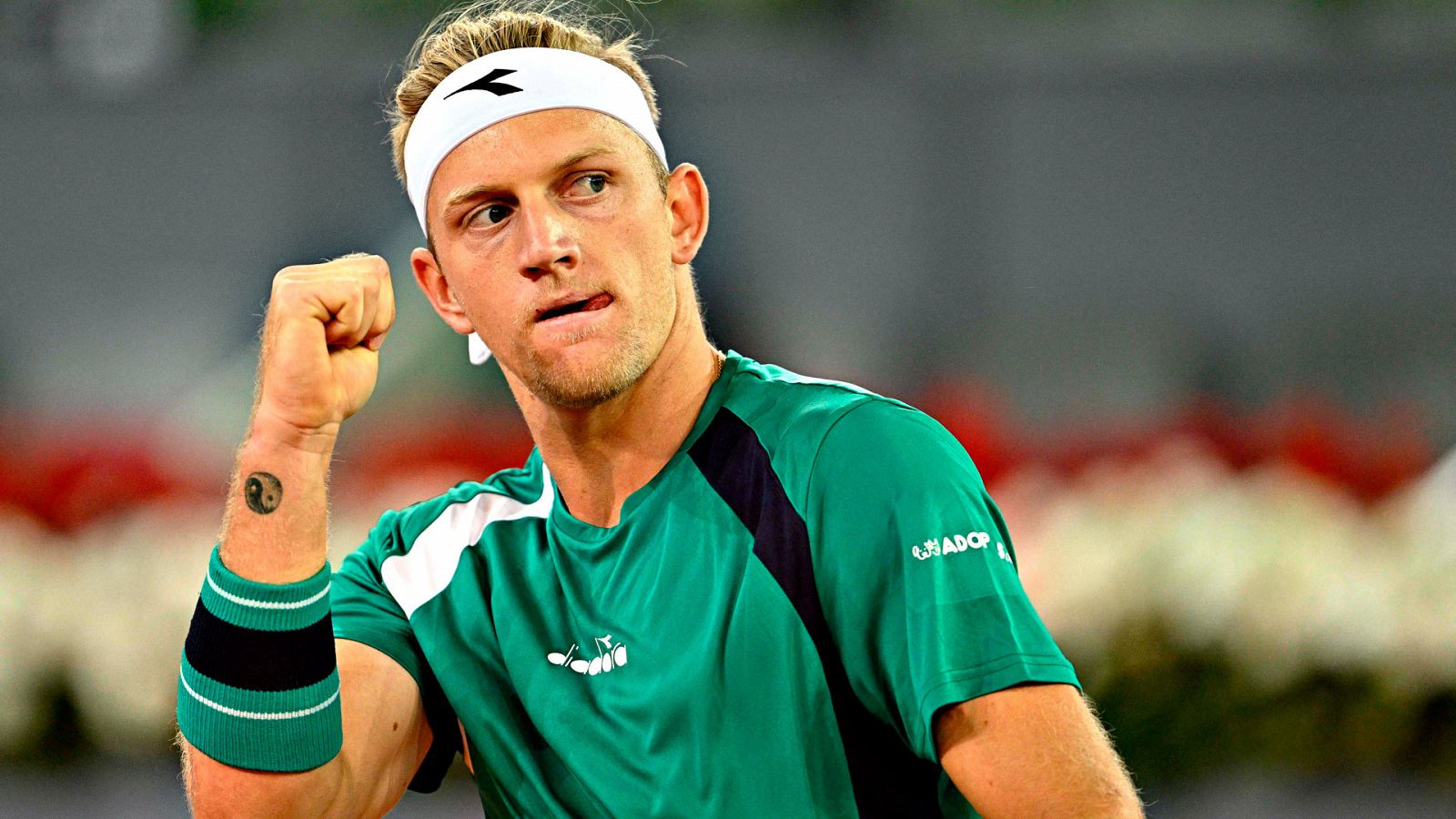 Alejandro Davidovich durante su partido ante Holger Rune del Mutua Madrid Open 2023.