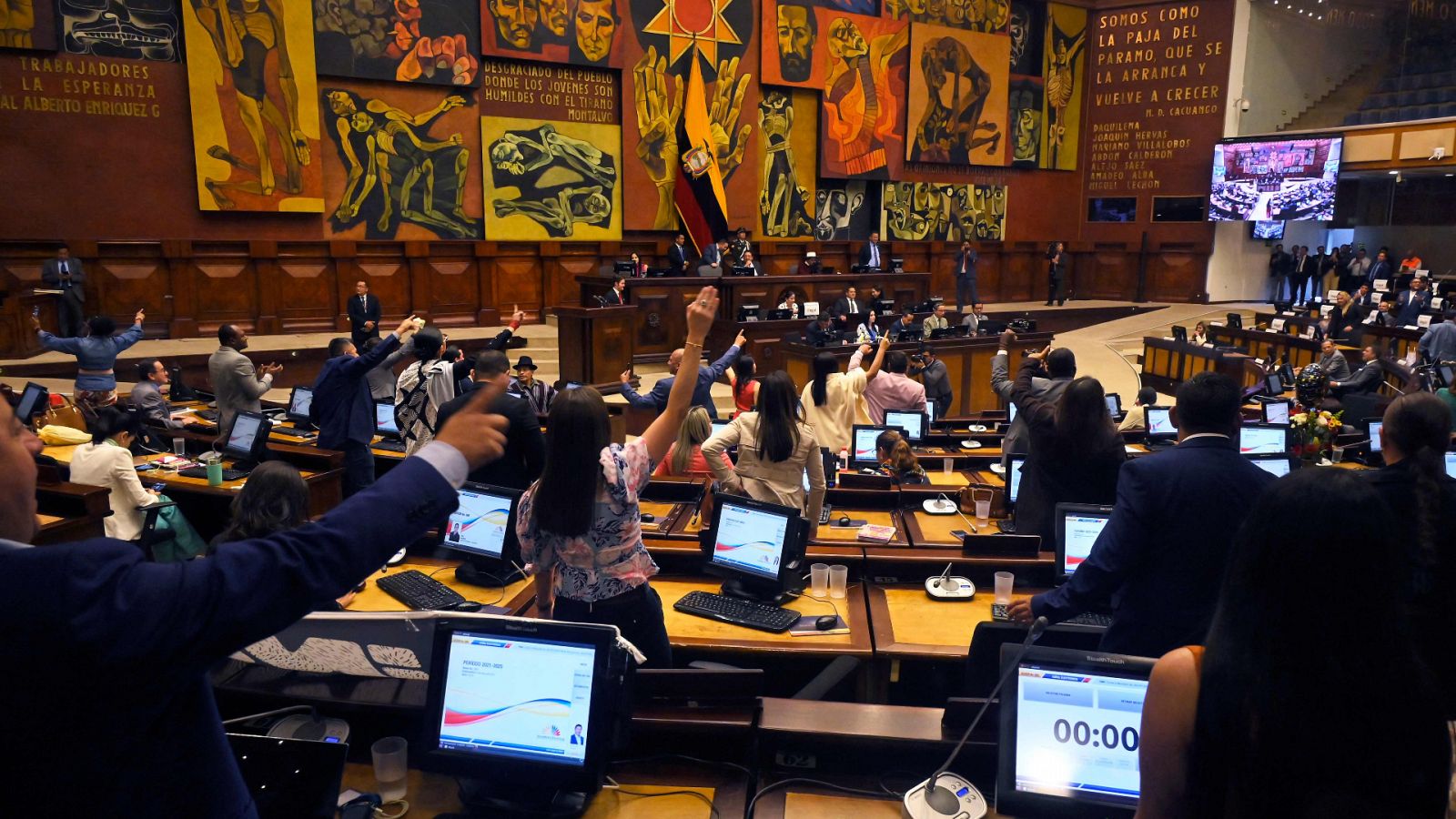 Imagen: El Parlamento de Ecuador aprueba una moción de censura contra el presidente Guillermo Lasso