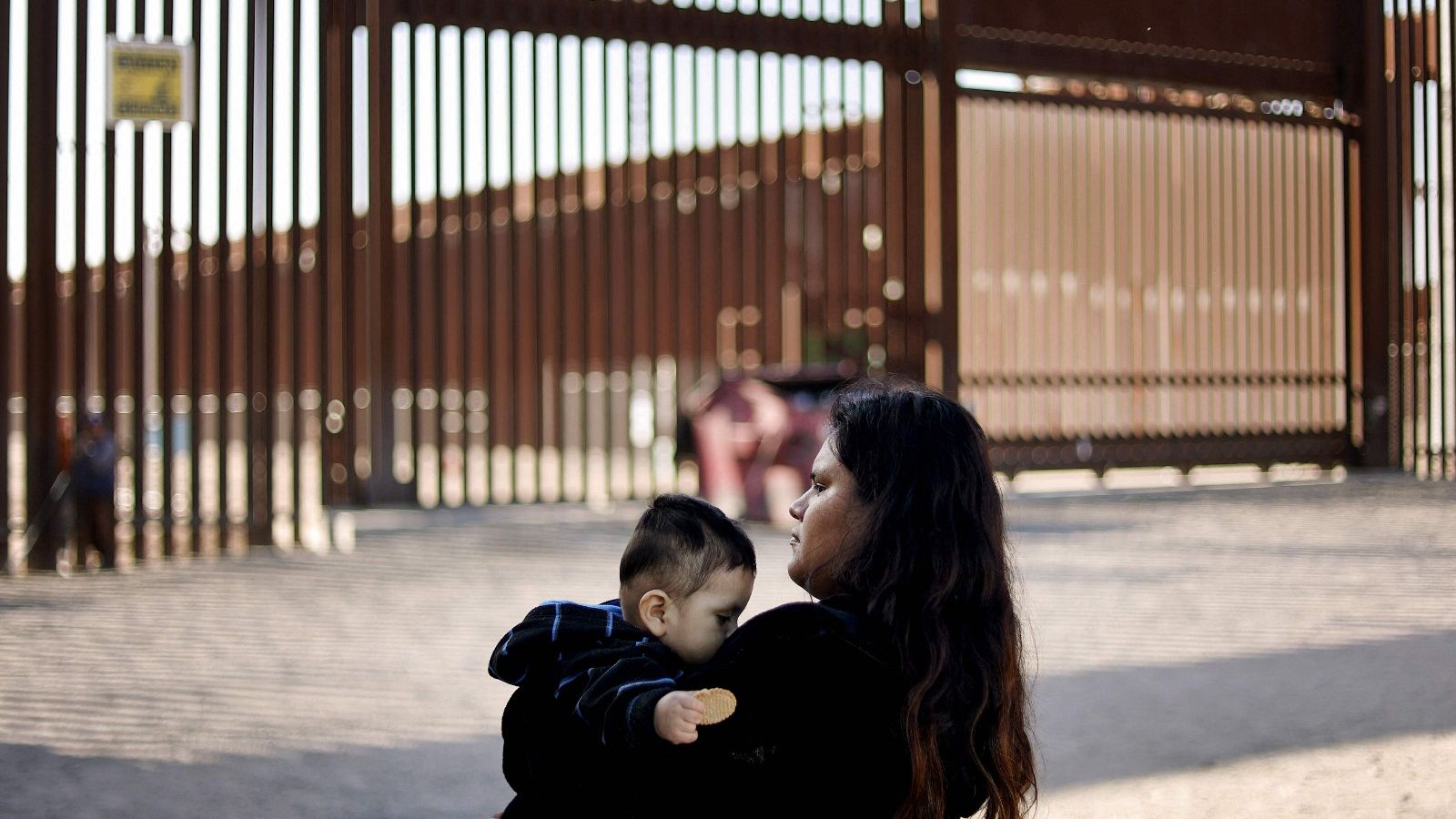 Muere un menor migrante no acompañado tras ser hallado insconsciente en un refugio de Florida