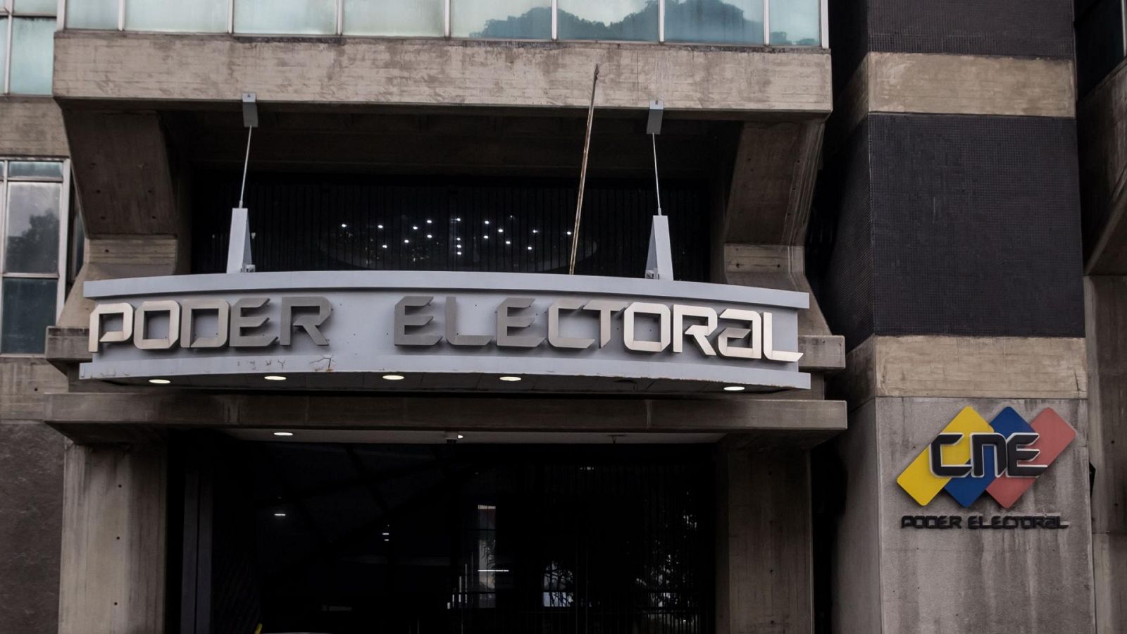 Fotografía de la sede del Consejo Nacional Electoral (CNE), en Caracas