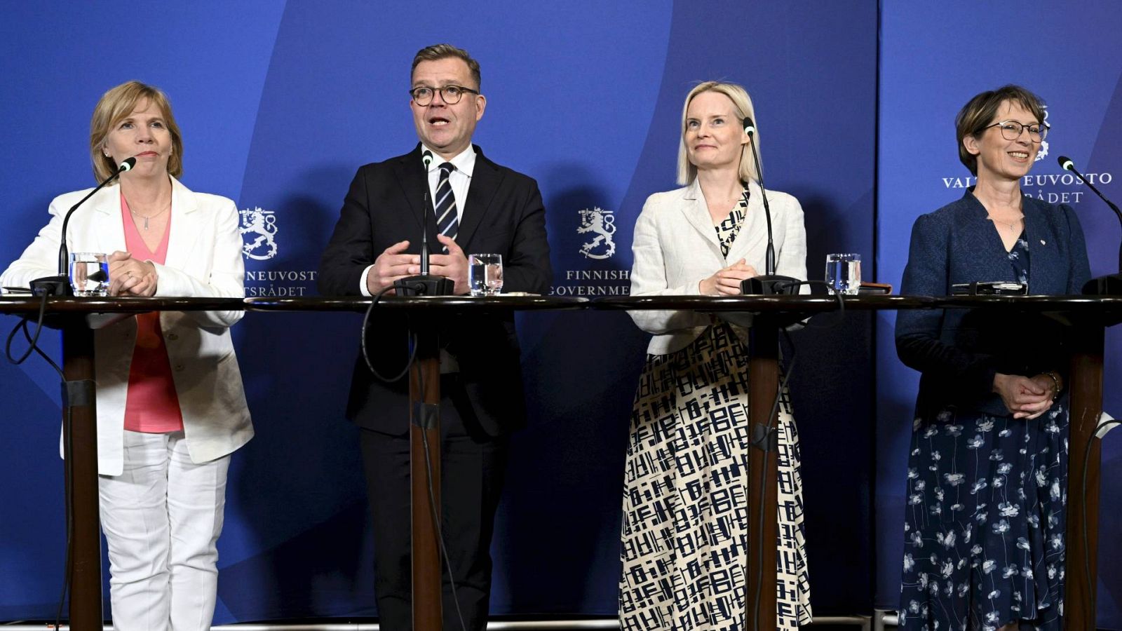 Los cuatro líderes anuncian que el programa de gobierno está cerrado, en Helsinki
