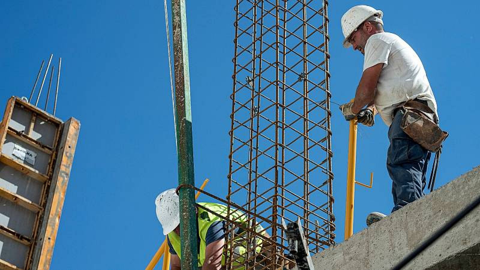 El sector de la construcció registra un alentiment en la contractació