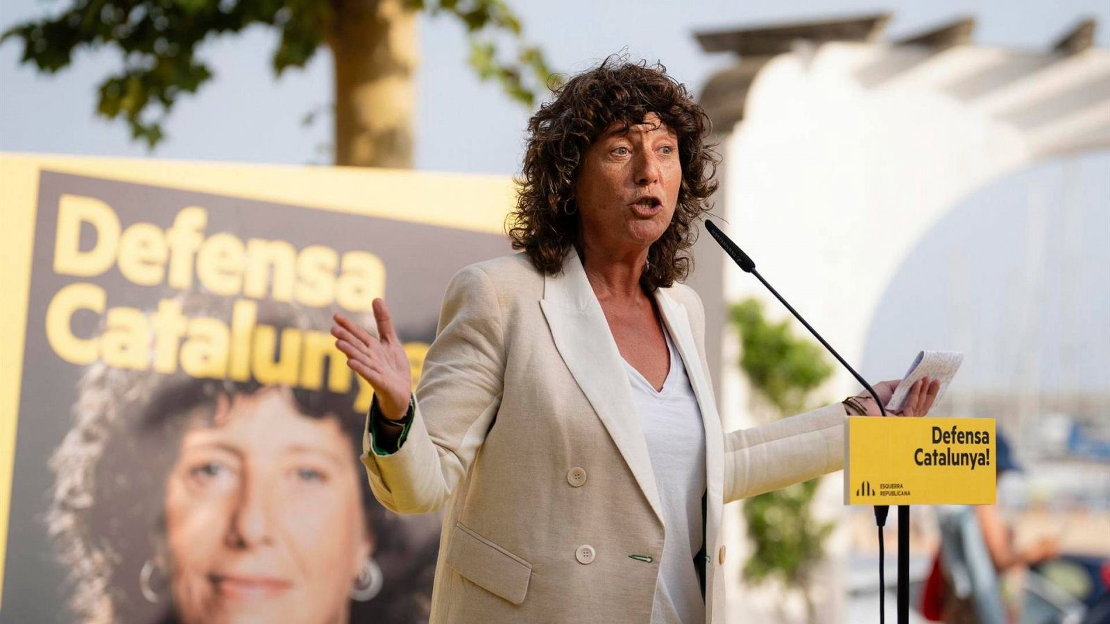 Teresa Jordà en un acto electoral de su partido en Palamós el pasado mes de julio