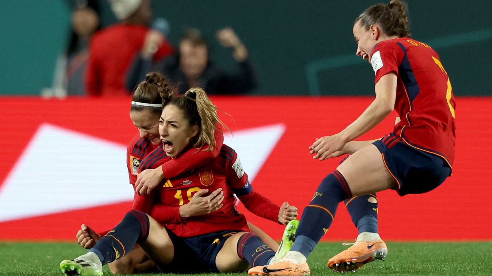 La Selección felicita a Olga Carmona por el gol que le valió a España su pase a la final del Mundial 2023