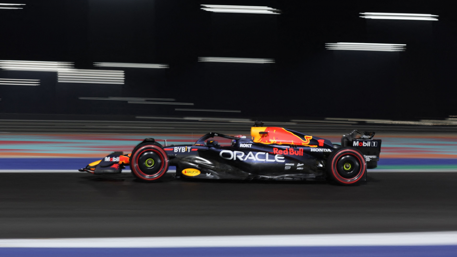 Max Verstappen, pole en Catar, camino de ganar matemáticamente el título