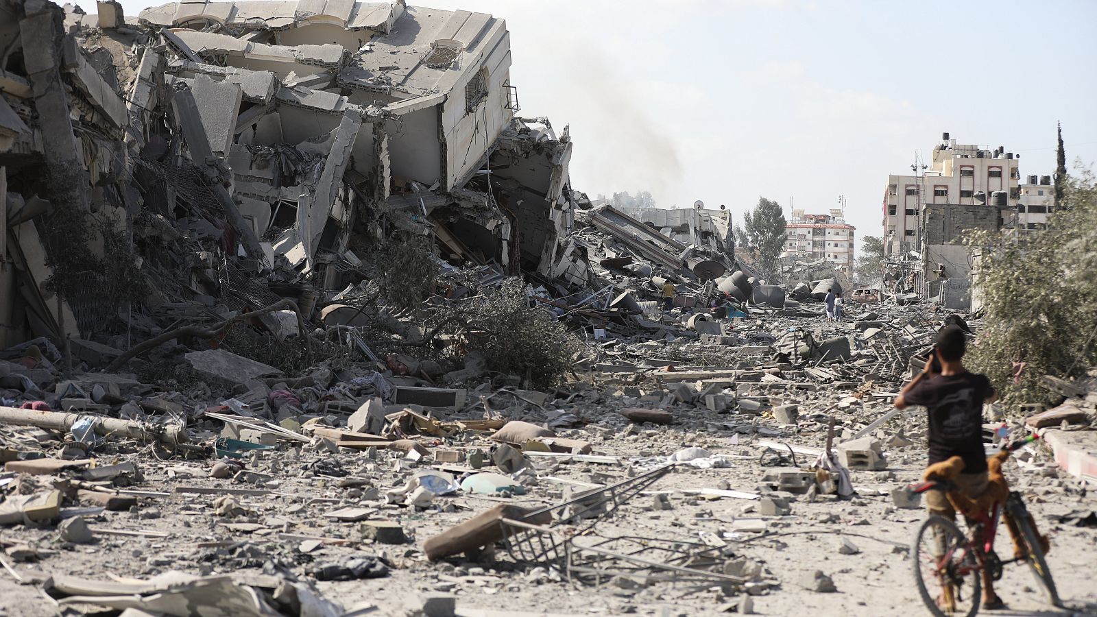 Al menos 18 muertos en un bombardeo israelí sobre una Iglesia en Gaza