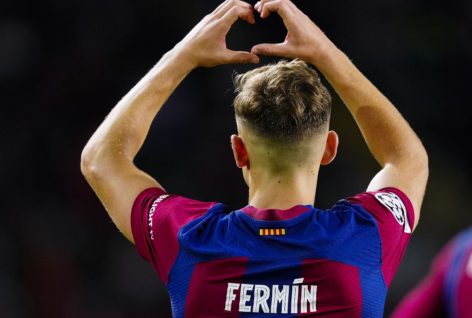 El jugador del Barça Fermín celebra su tanto en Champions ante el Shakhtar Donestk.