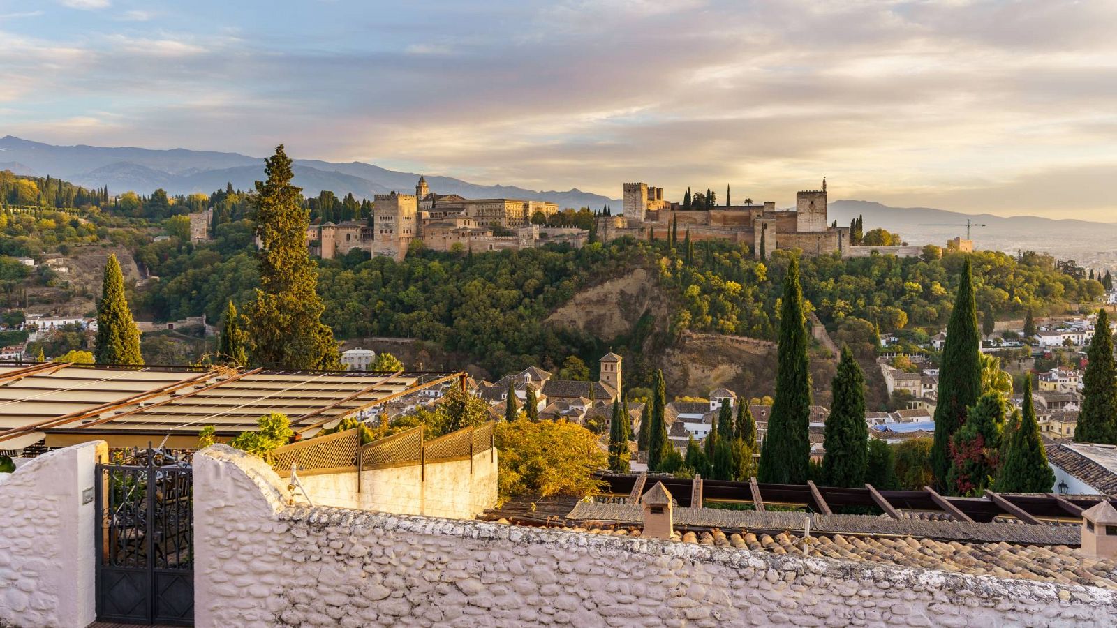 Granada se sitúa en primera posición en el ranking del diario Le Figaro de ciudades españoles donde mejor se vive