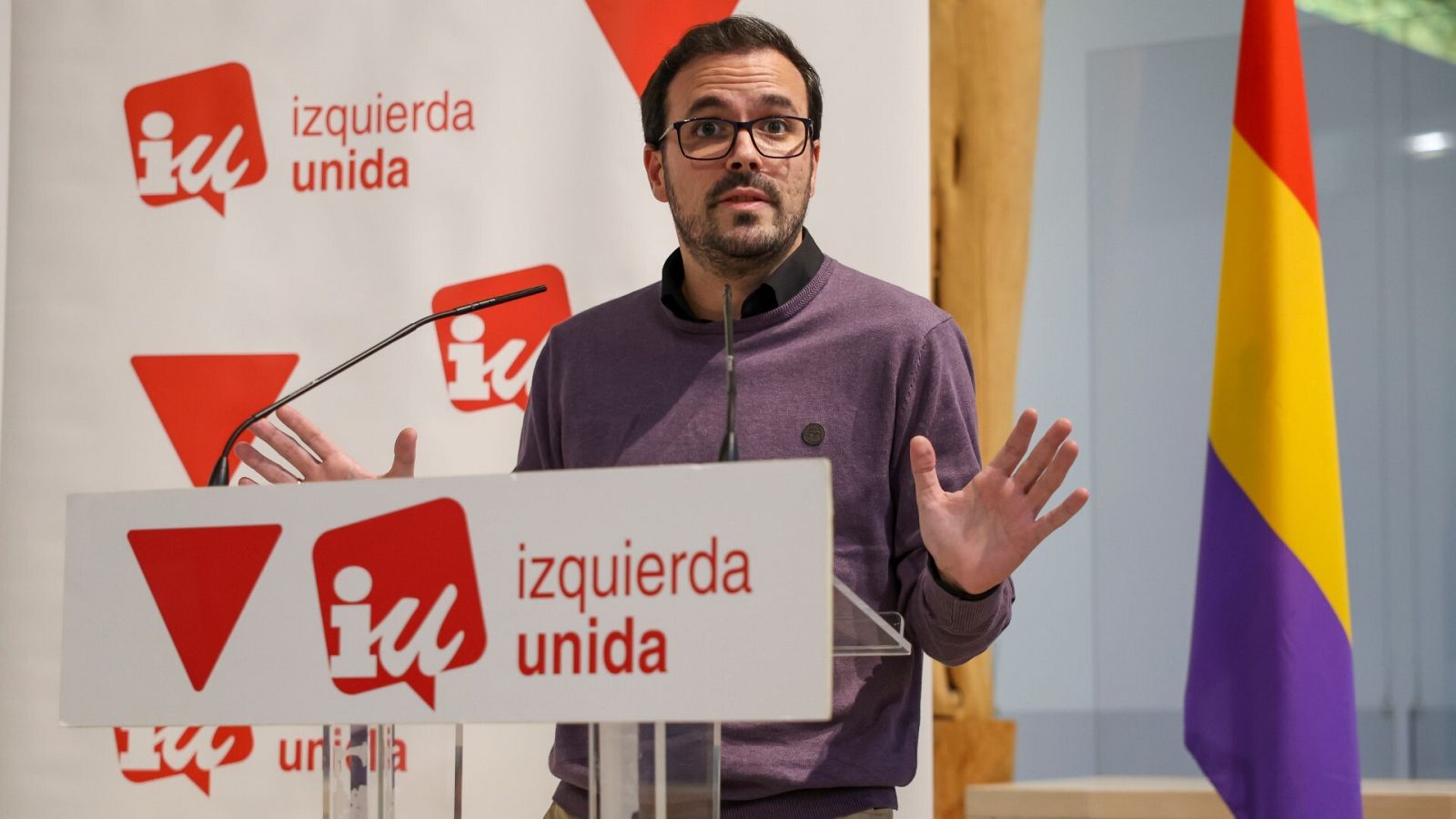 El coordinador de IU, Alberto Garzón, se despide formalmente de su cargo