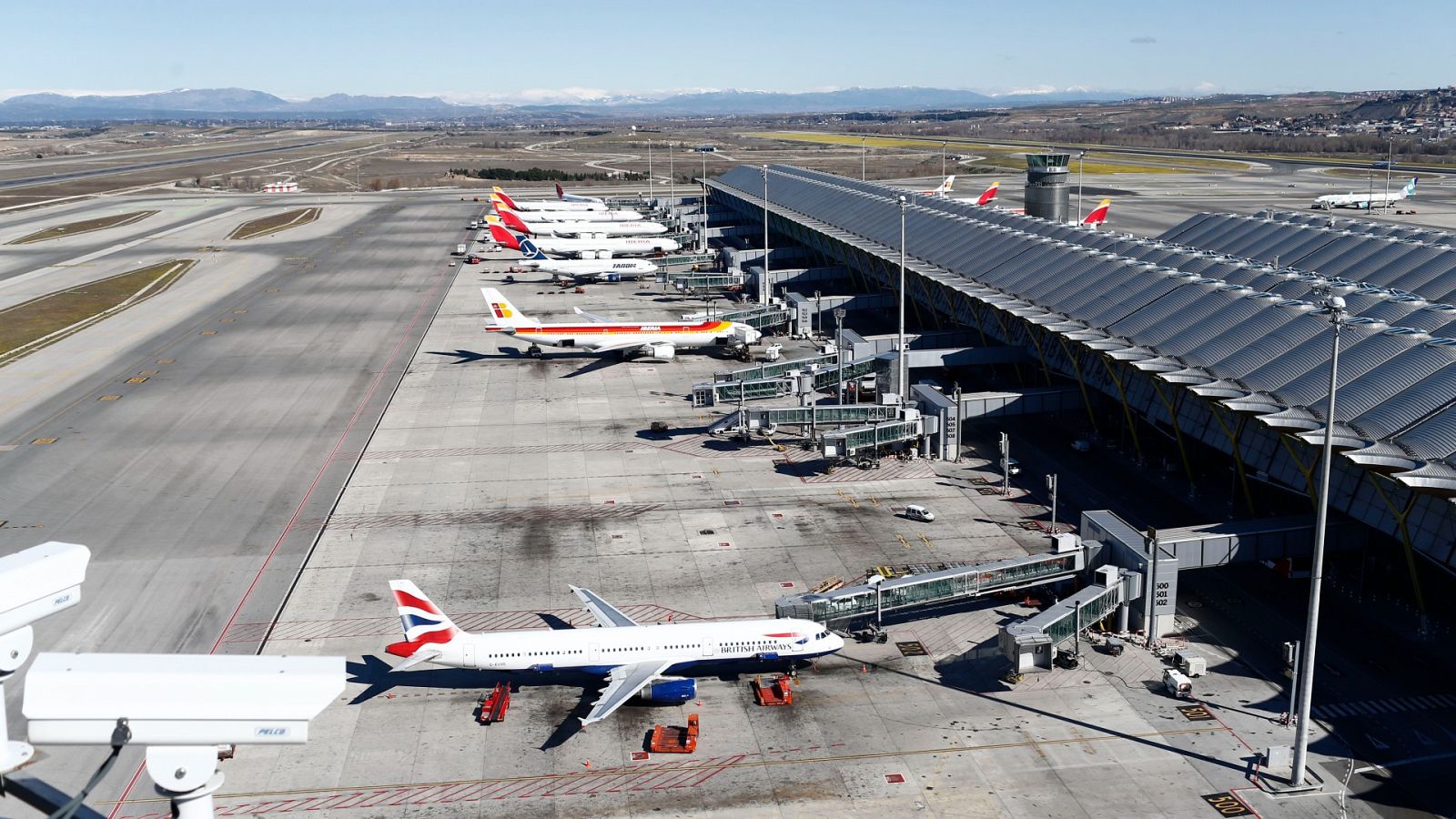 Varios aviones en el Aeropuerto Adolfo Suárez Madrid-Barajas