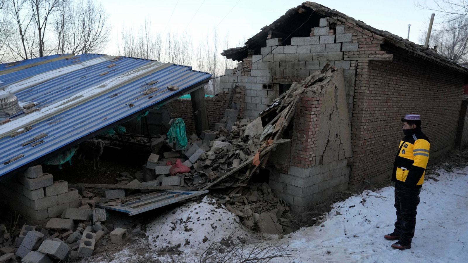 El terremoto en China deja ya 131 muertos