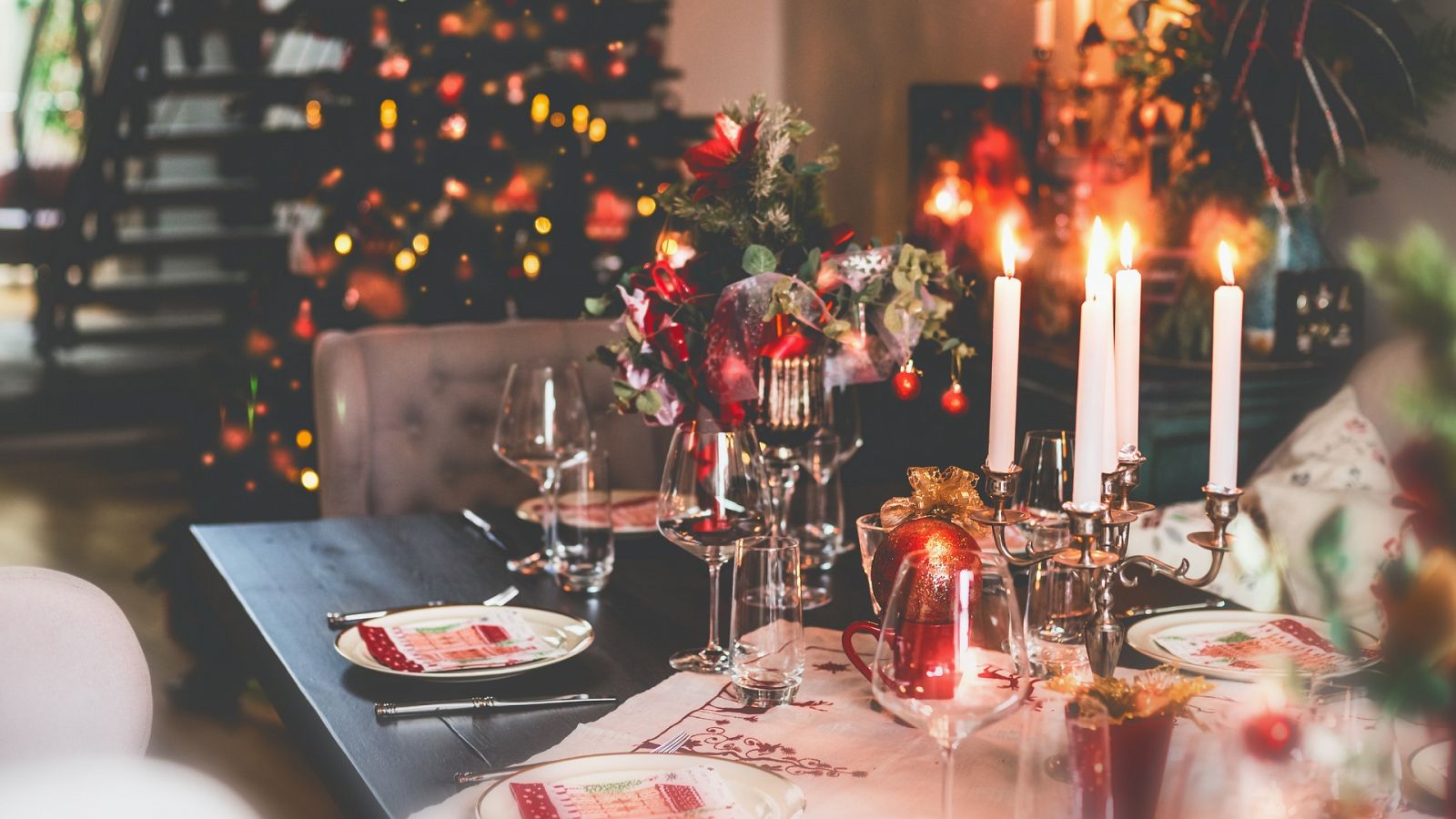 Ahora o Nunca | La mesa en cenas o comidas navideñas