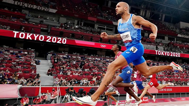 Marcell Jacobs, oro en los 100 metros lisos de Tokyo 2020. Marcell Jacobs, oro en los 100 metros lisos de Tokyo 2020.