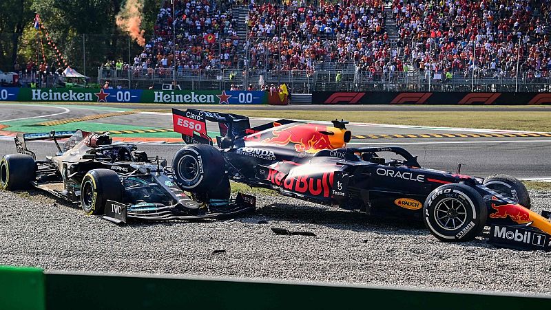 Accidente de Verstappen y Hamilton en Monza. Accidente de Verstappen y Hamilton en Monza.