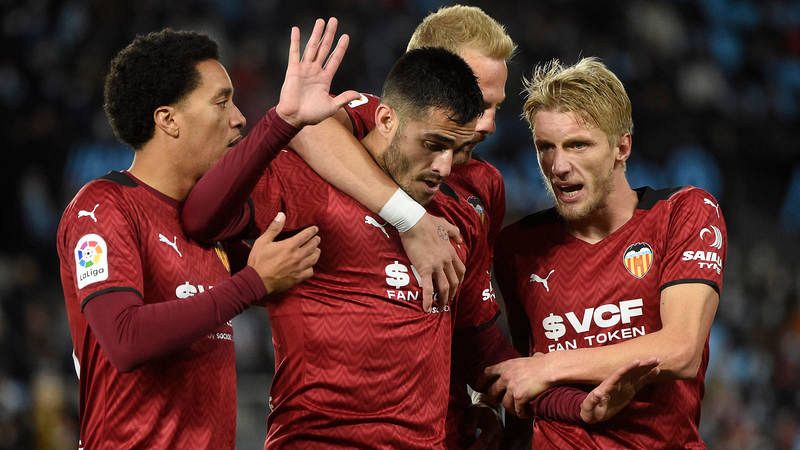 Maxi Gomez celebra el segundo gol del Valencia en Vigo. Maxi Gomez celebra el segundo gol del Valencia en Vigo.