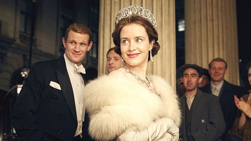 Claire Foy, una de las 9 actrices que han interpretado a Isabel II