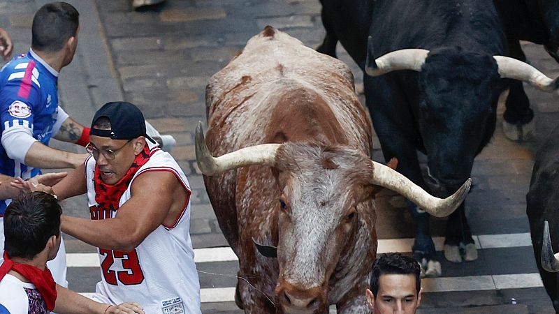 Sanfermines: encierro de la ganadería Victoriano del Río