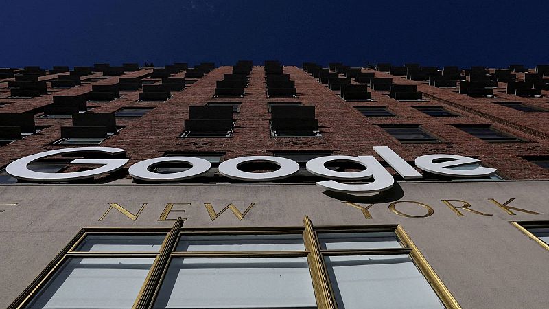 Logotipo de Google en las oficinas de la companía en la sección Chelsea de Nueva York el 20 de enero de 2023