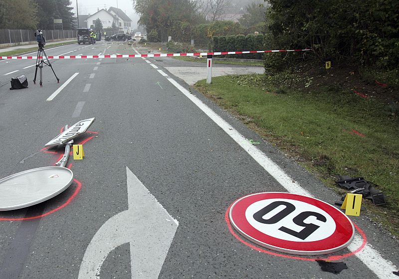 The wreckage of the car of the leader of Austria's Buendnis Zukunft Oesterreich party Joerg Haider is seen in the village of Lambichl