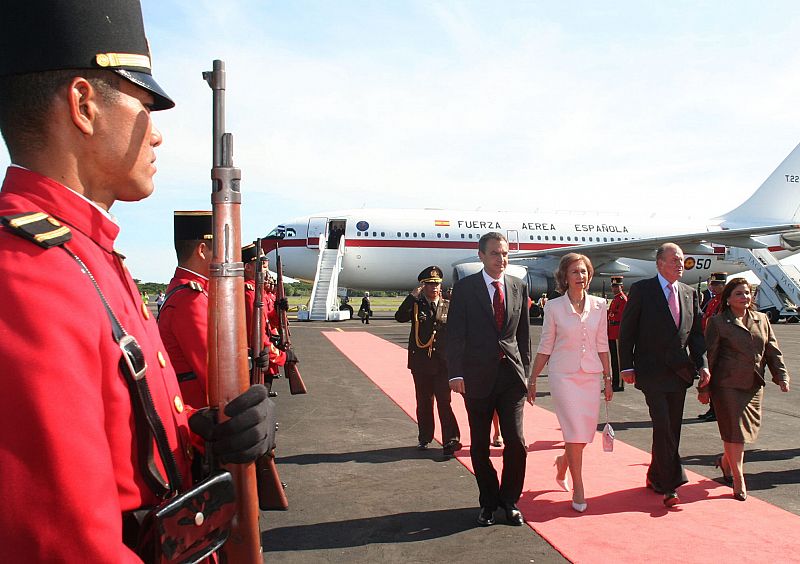 El Rey llega a San Salvador