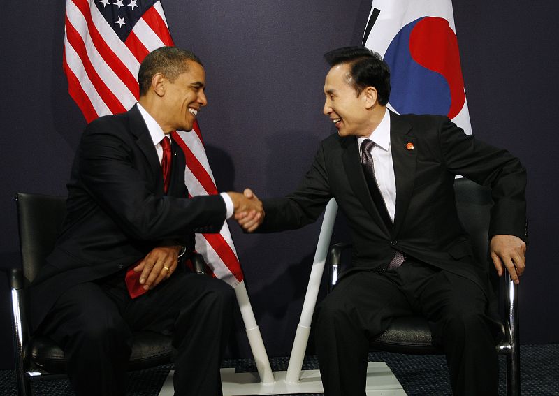 Obama se ha reunido este jueves por la mañana con Lee Myung-bak, presidente de Corea del Sur