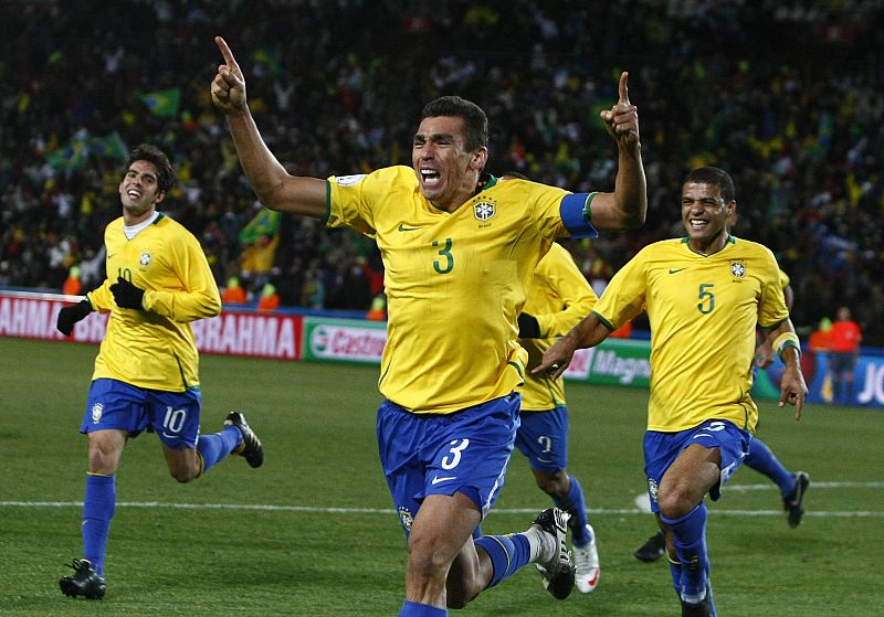 Lucio ha sido el autor del tercer y definitivo gol de Brasil, además de MVP del partido.