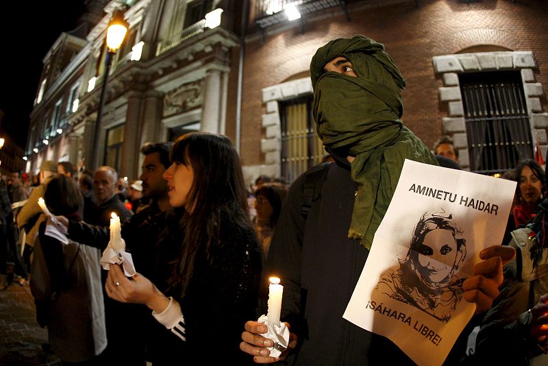 Durante la manifestación se han podido oír consignas como 'Marruecos culpable, España responsable', 'Todos somos Aminatu' o '¿Dónde están los derechos humanos'