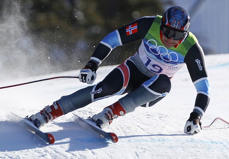 Norway's Svindal skis during the men's Alpine Skiing Super-G race at the Vancouver 2010 Winter Olympics in Whistler