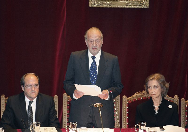 HOMENAJE QUE LA REAL ACADEMIA ESPAÑOLA RINDE A MIGUEL DELIBES