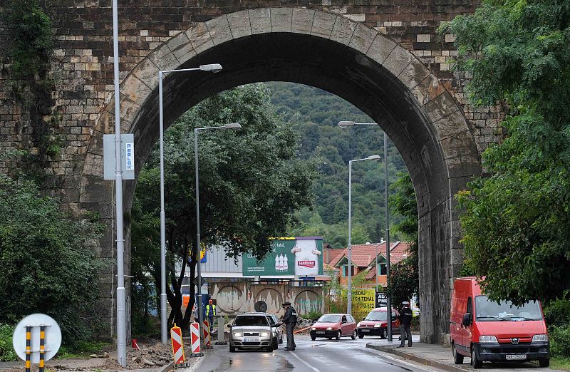 Police check cars coming from Devinska Nova Ves district of Bratislava