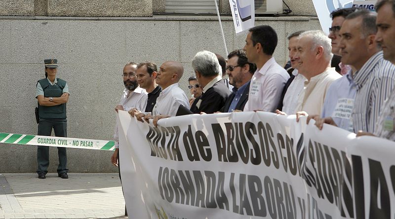 MANIFESTACIÓN CONVOCADA POR LAS ASOCIACIONES DE GUARDIAS CIVILES