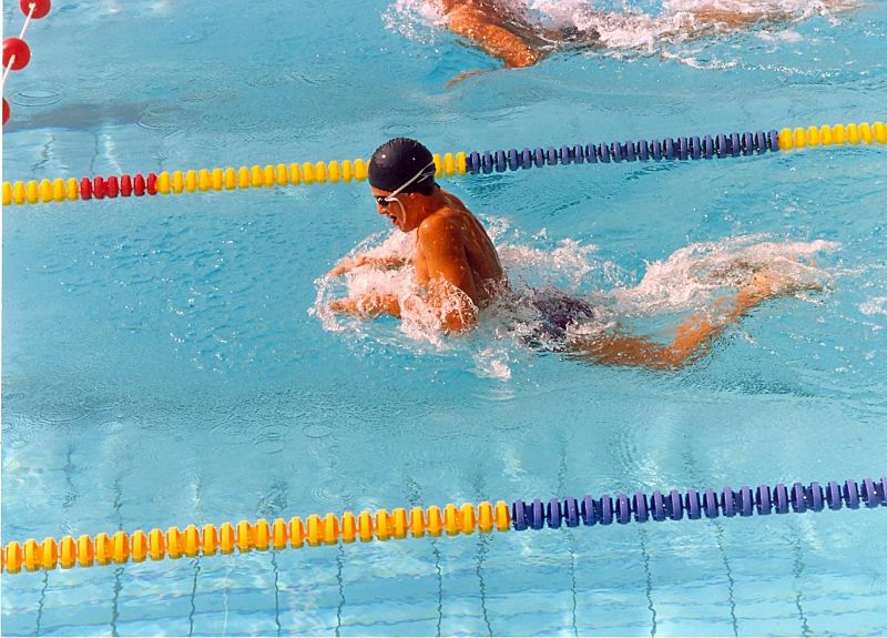 La natación es uno de los deportes preferidos de Albert Rivera