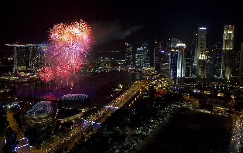 Fuegos artificiales en Singapur, que también ha entrado ya en 2011