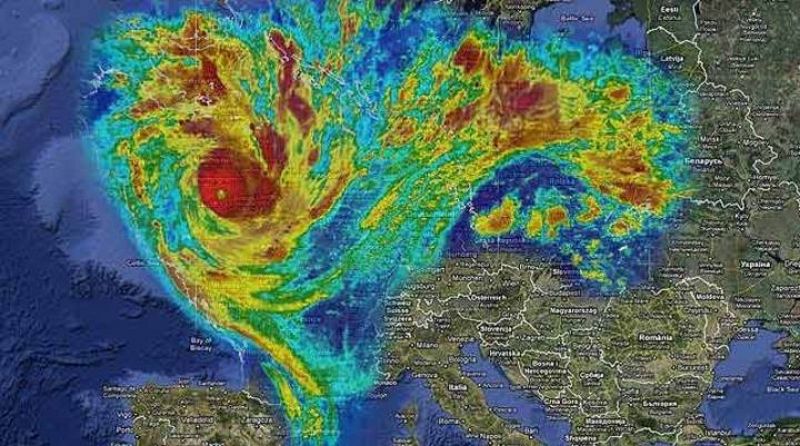 Proyección del ciclón Yasi, que afecta Australia, sobre Europa: cubriría Europa central, los países nórdicos y las Islas Británicas