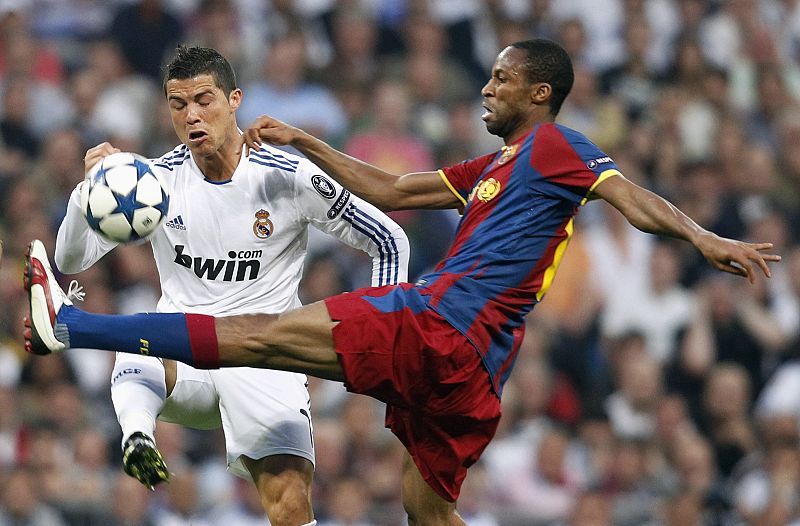 REAL MADRID - F. C. BARCELONA