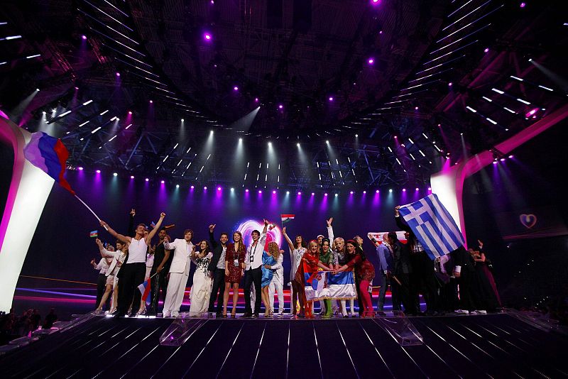 Los 10 países que van a la final de Eurovisión, en el escenario del Düsseldorf Arena