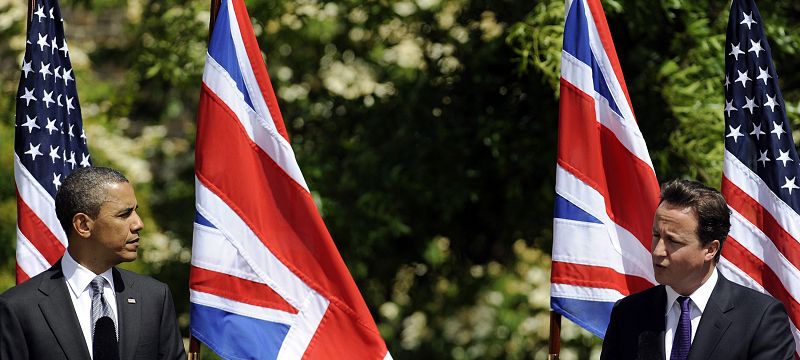 Obama y Cameron durante la conferencia de prensa en Londres