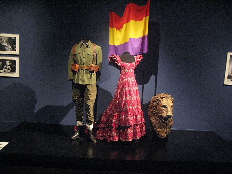 Los trajes de '¡Ay, Carmela!'