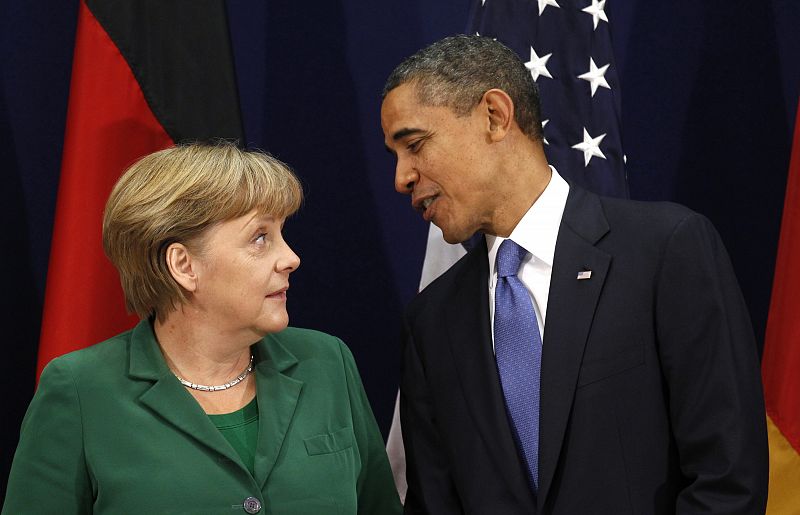 Obama meets Merkel at the G20  in Cannes, France